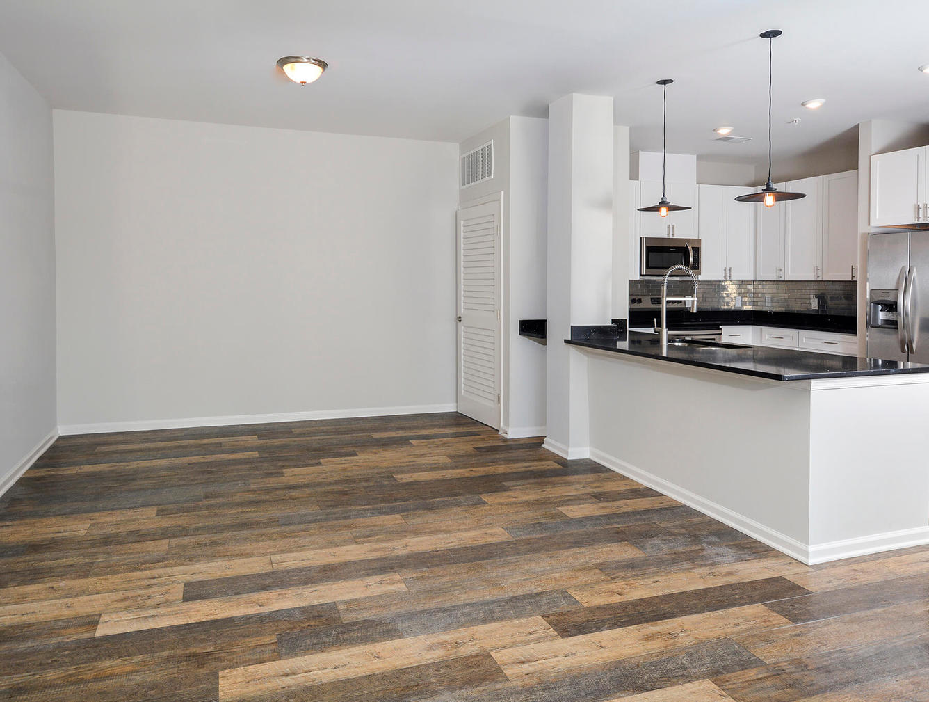 Westchester at the Pavilions Apartments Apartments in Waldorf MD